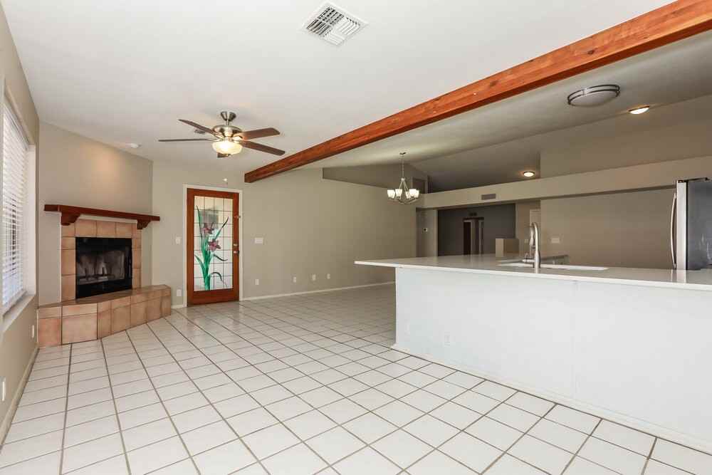 1922 E Cortez Dr - Photo 5 of 16