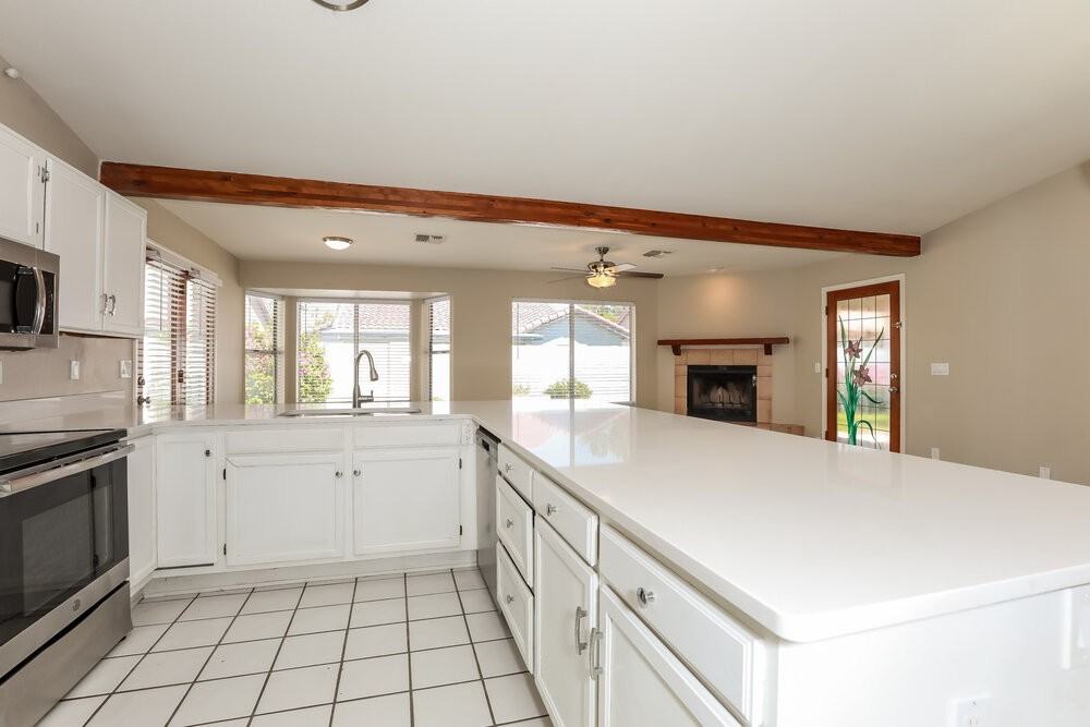 1922 E Cortez Dr - Photo 7 of 16