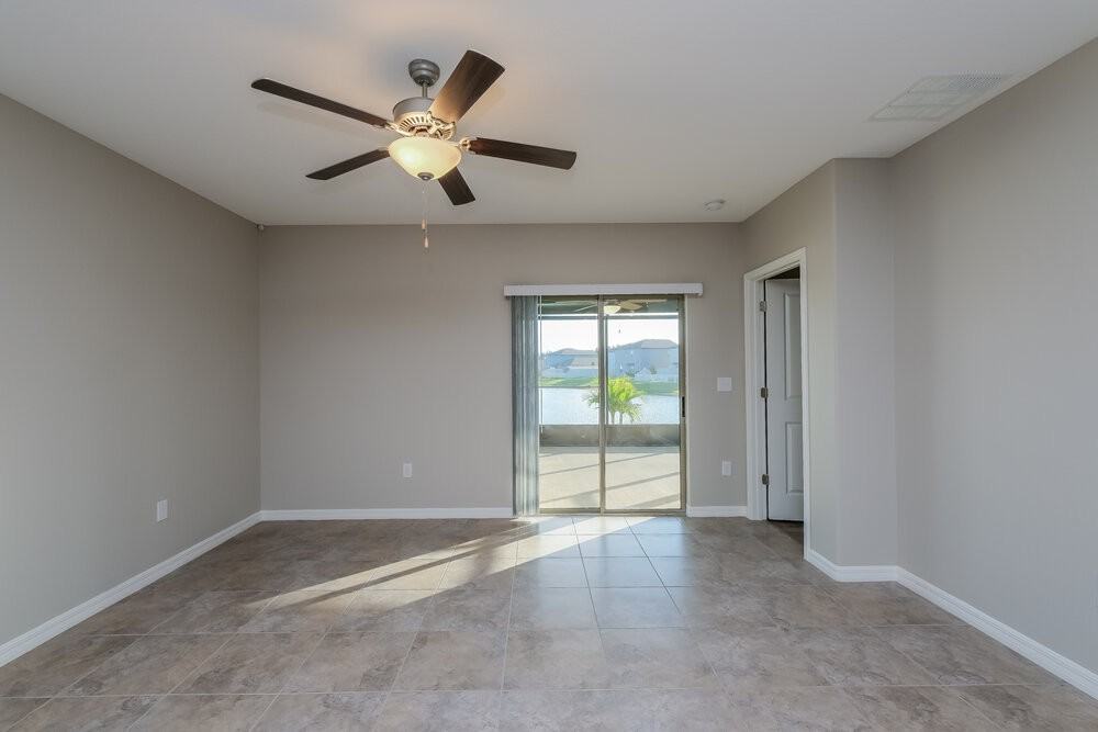 15425 Broad Brush Dr - Photo 4 of 17