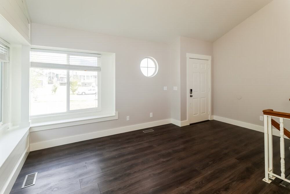 1805 Nw - Photo 5 of 18