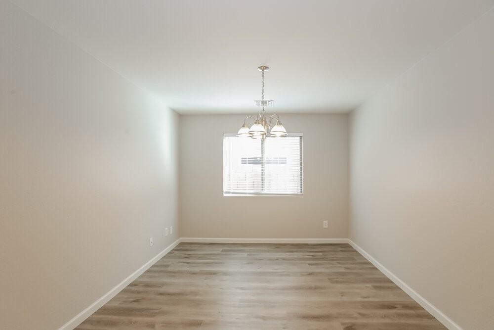 3733 W Dunbar Dr - Photo 6 of 17