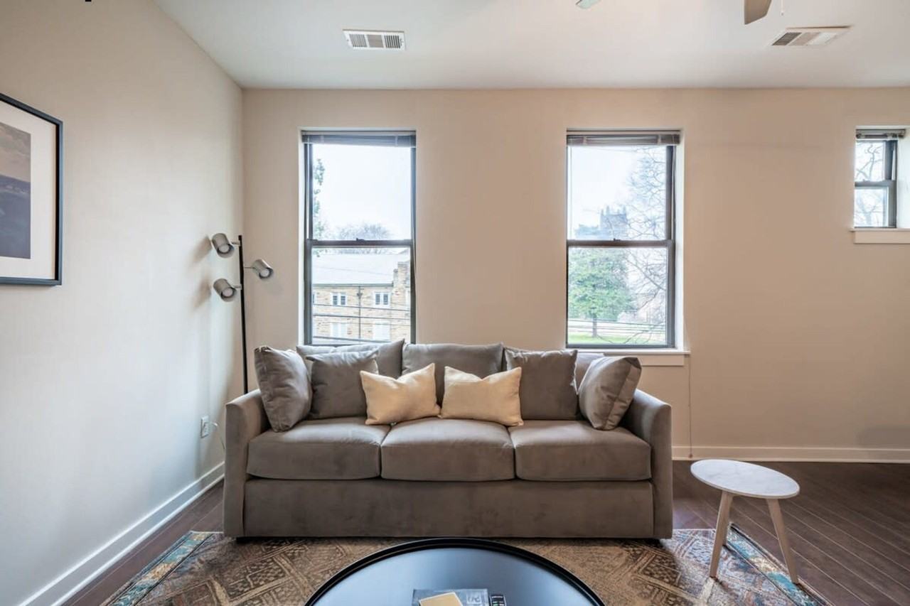 1016 18th Avenue South - Photo 4 of 34