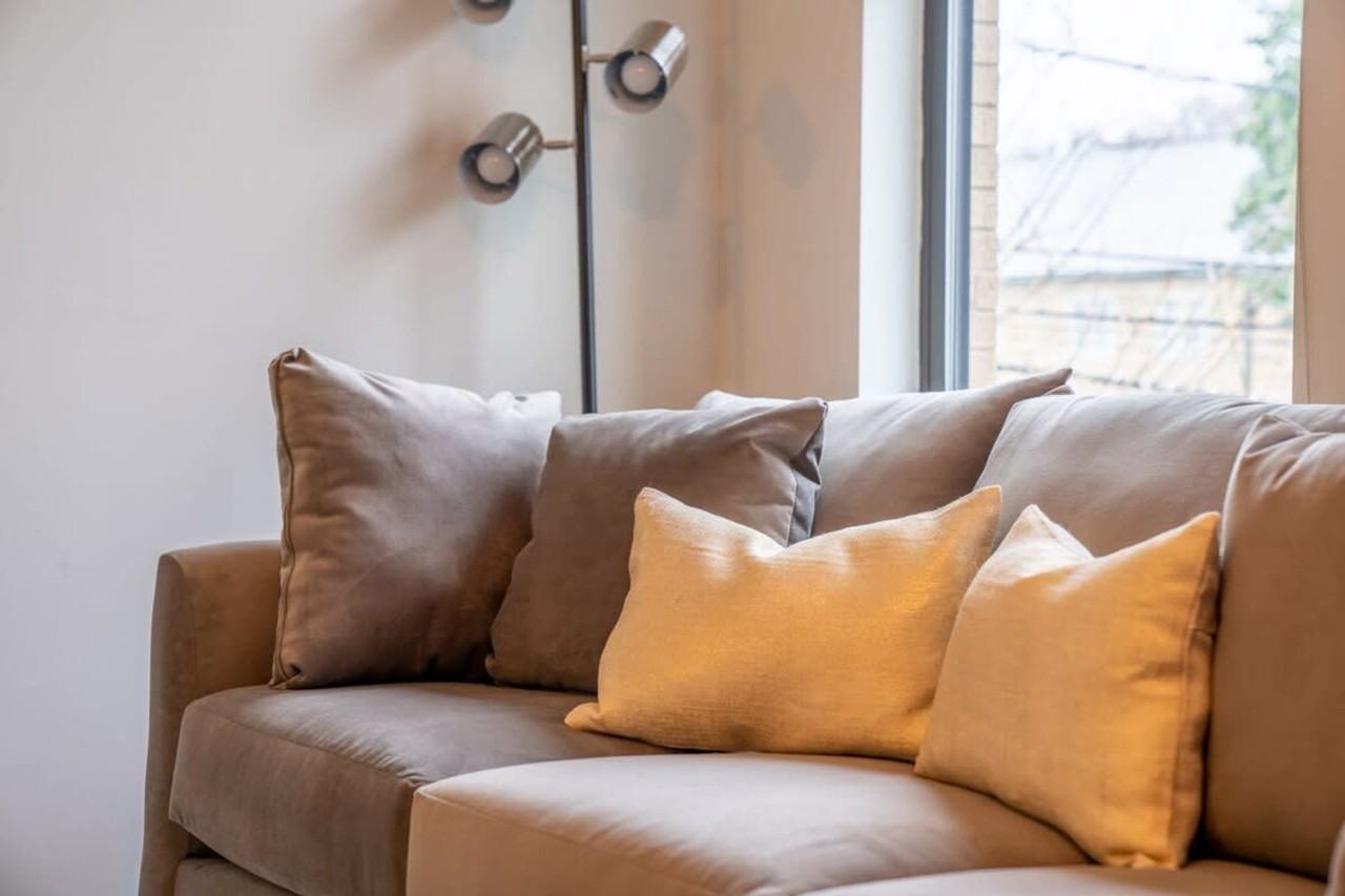 1016 18th Avenue South - Photo 5 of 34