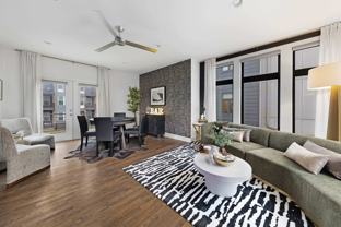 1210C Hawkins St - Photo 1 of 1