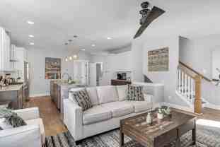 1720 14th Ave S - Photo 1 of 1