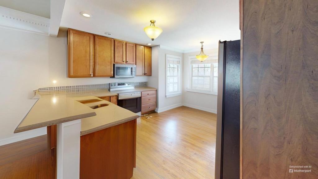 9316 Shingle Oak Dr - Photo 4 of 34