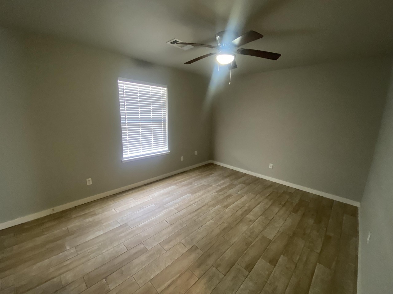 1811 Osage St #B - Photo 5 of 8