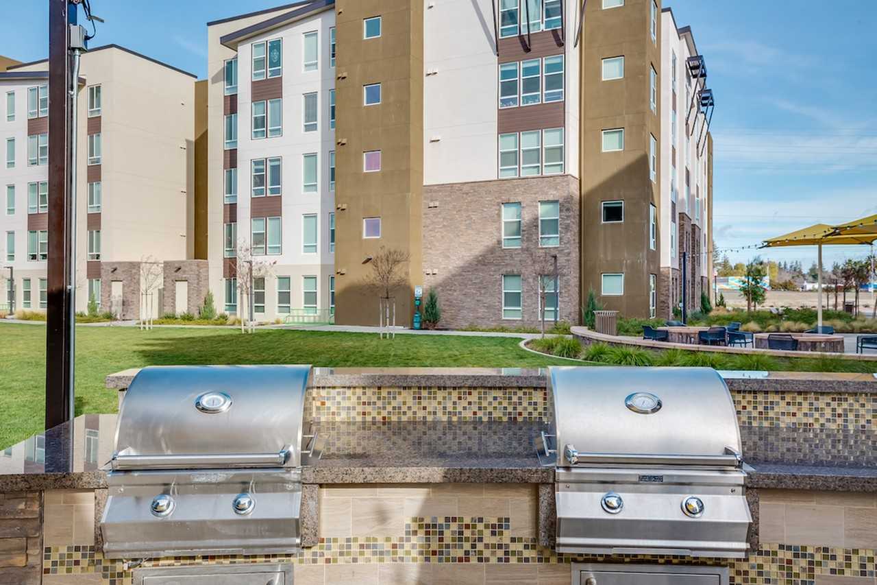 The Crossings Student Apartments - Photo 7 of 50