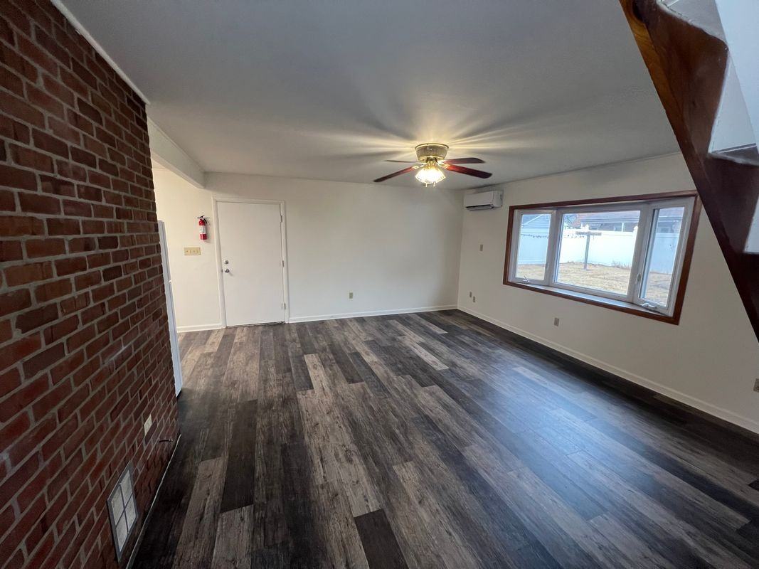 33 Goodrock Rd - Photo 2 of 10