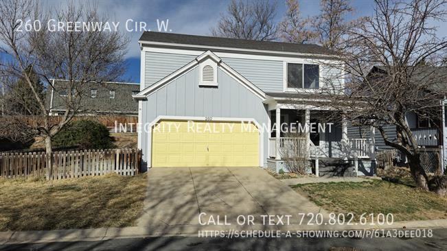 260 Greenway Cir W - Photo 2 of 32