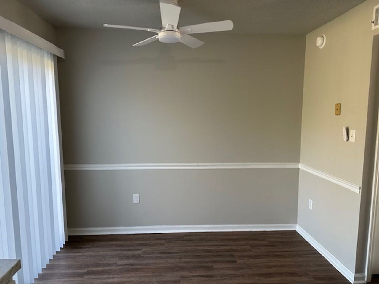1100 Pineland Ave Apt 5d - Photo 6 of 21