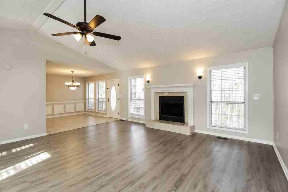 6218 Emerald Springs Dr Se - Photo 4 of 17