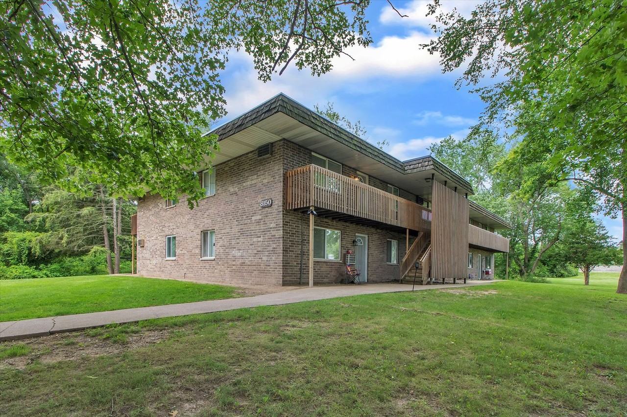 Birchwood Apartments (BW Apartments LLC) - Photo 4 of 47