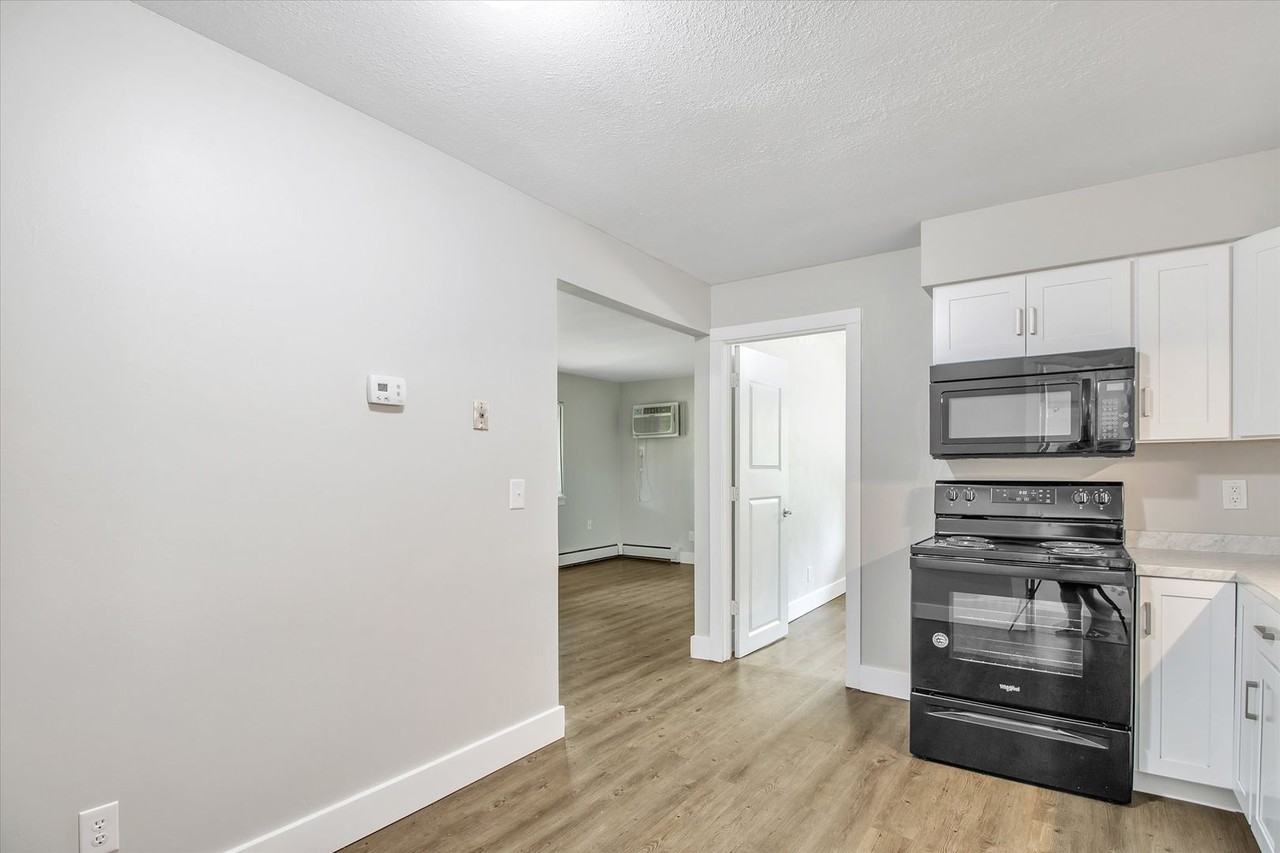 Birchwood Apartments (BW Apartments LLC) - Photo 6 of 47