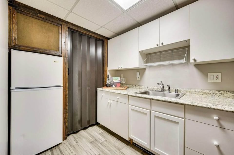 5338 Anchor Ct - Photo 4 of 11