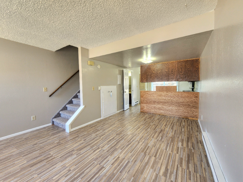 63 Castle Royal Dr - Photo 2 of 14