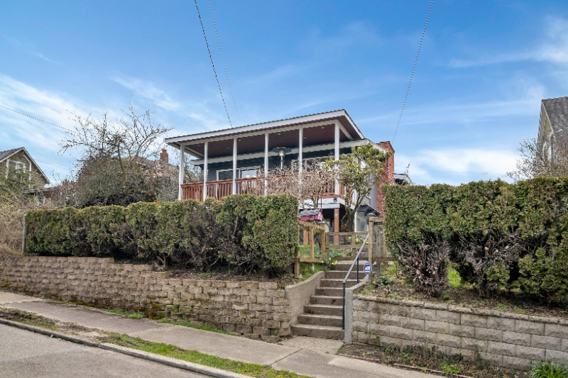 9813 62nd Ave S - Photo 3 of 18