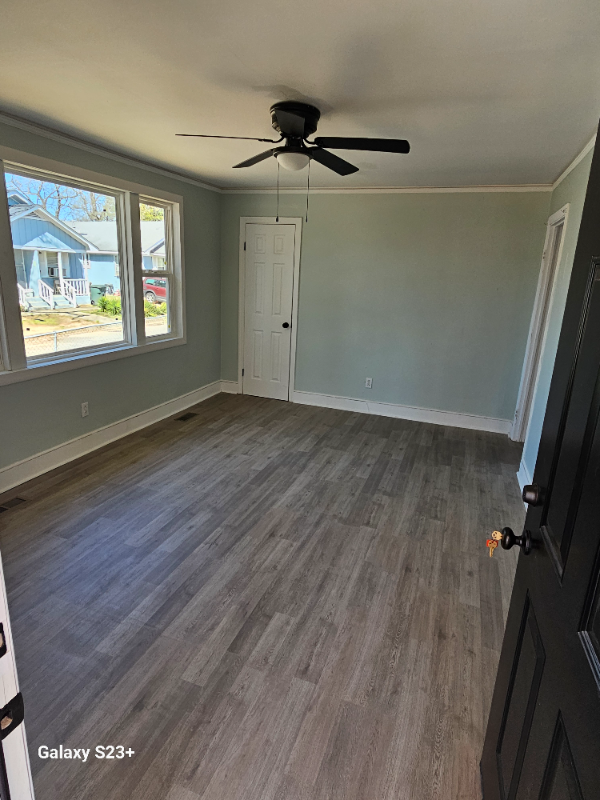 2226 Harper St - Photo 3 of 10