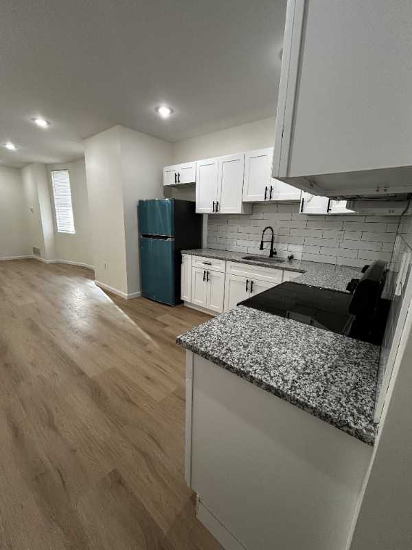 1624 W Westmoreland St #1 - Photo 2 of 14