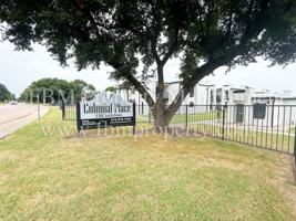 featured image of 2401 Yorkstown Dr #217