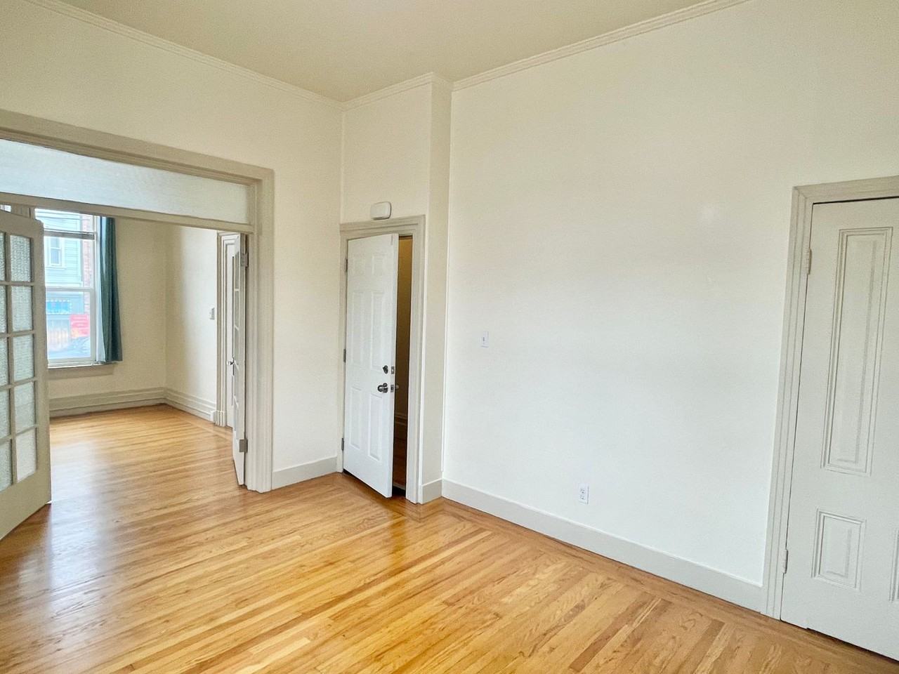 3350 26th St - Photo 6 of 15