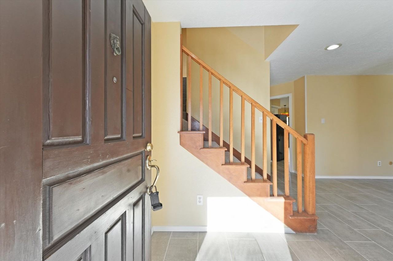 6522 Mona Vista Dr - Photo 2 of 19