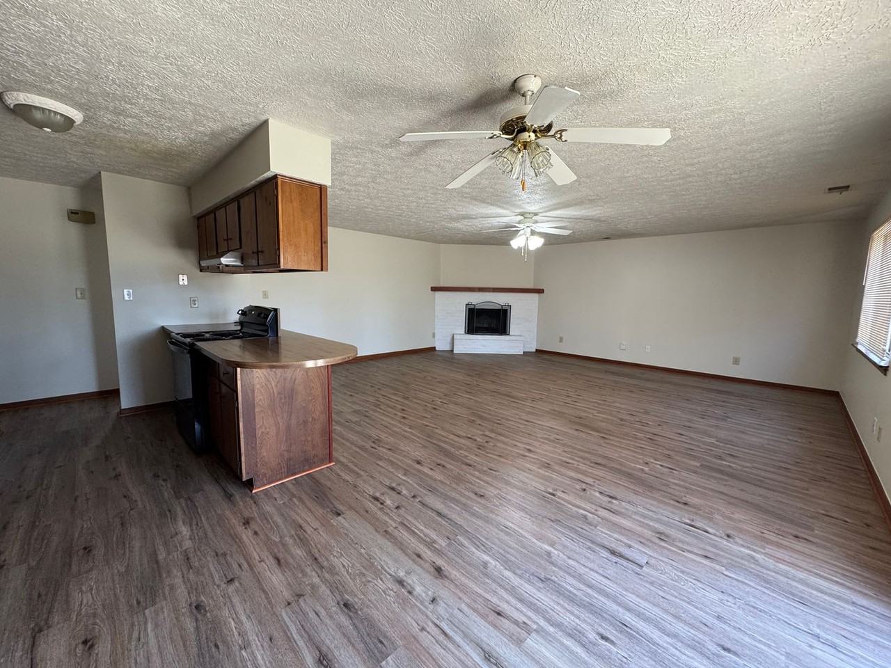 378 Boonesboro Rd - Photo 6 of 22