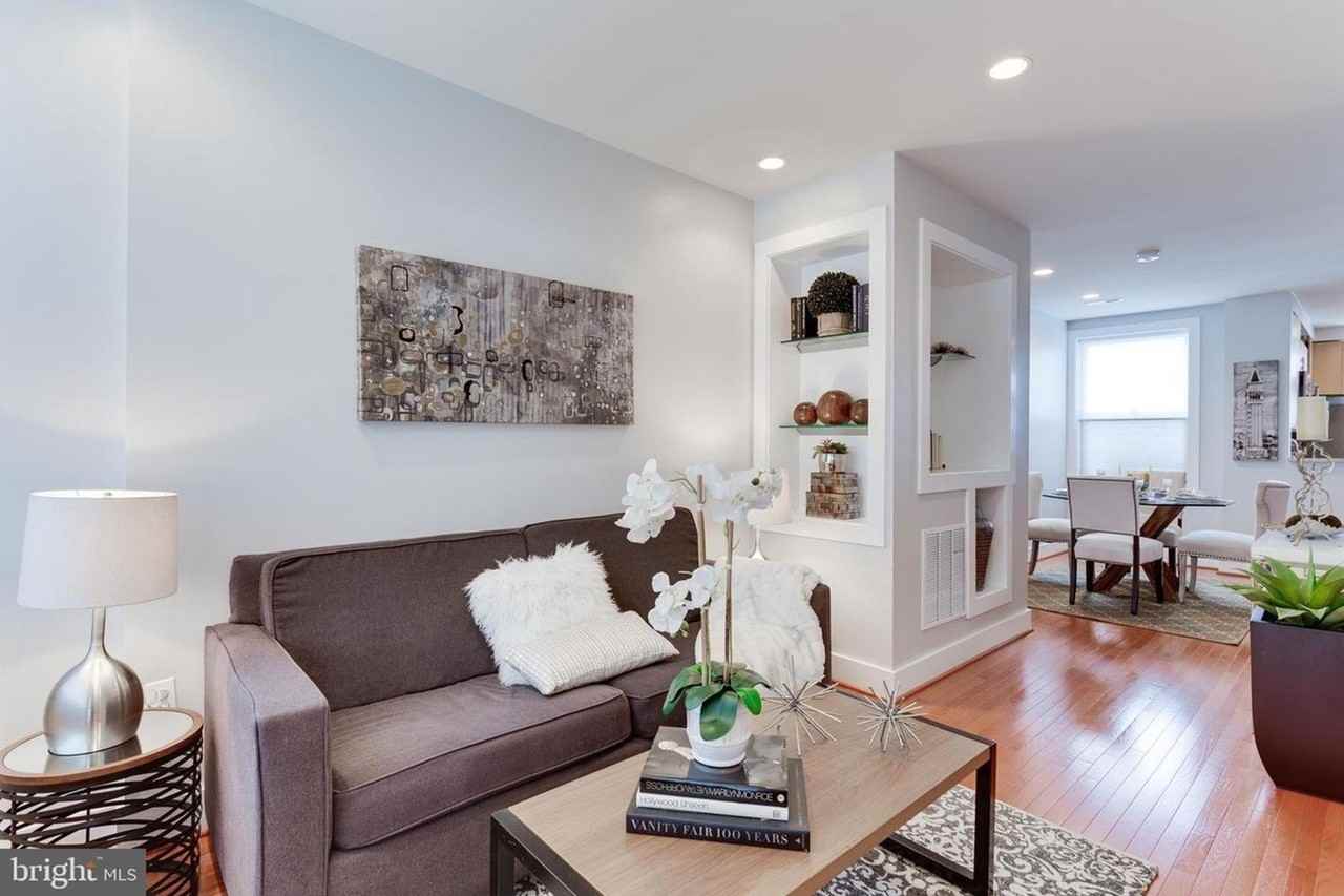 625 Gresham Pl Nw - Photo 2 of 47