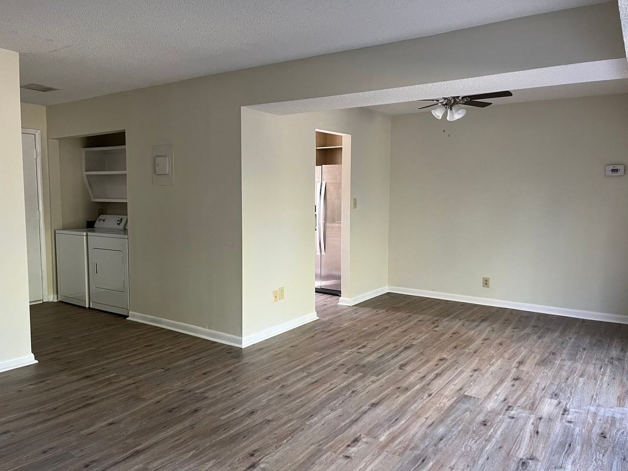 2307 Colony Dr Sw - Photo 3 of 13