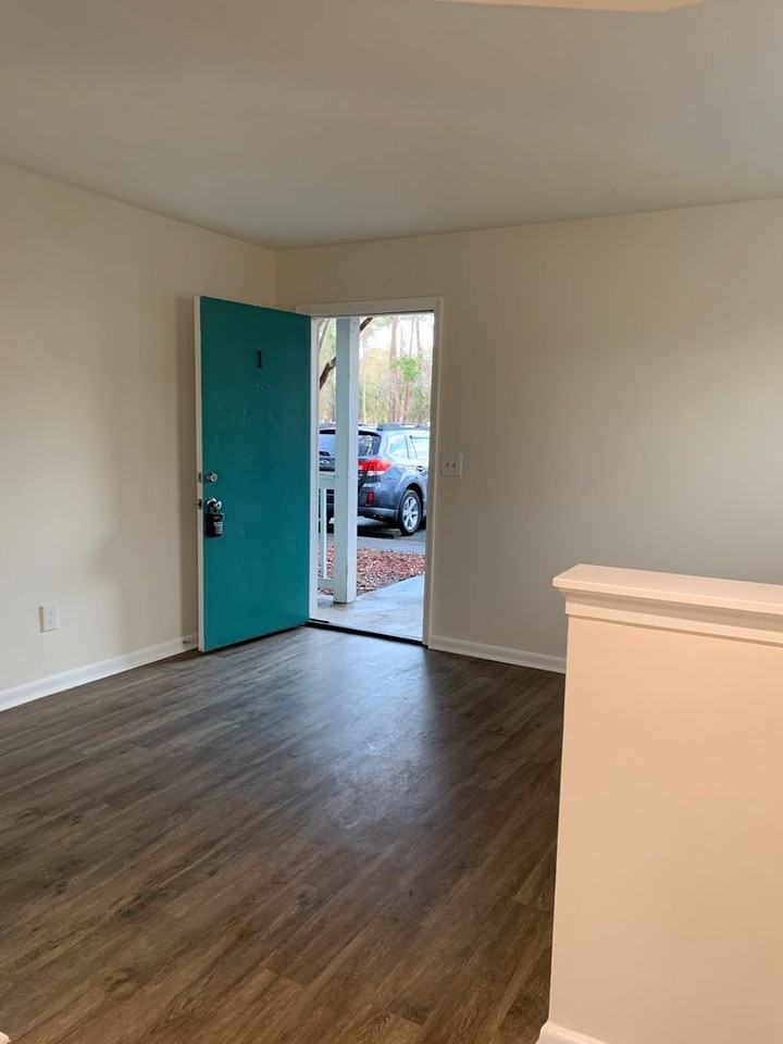 4752 Seahawk Sq #B1 - Photo 3 of 14