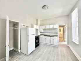2901 S 43rd - Photo 1 of 1