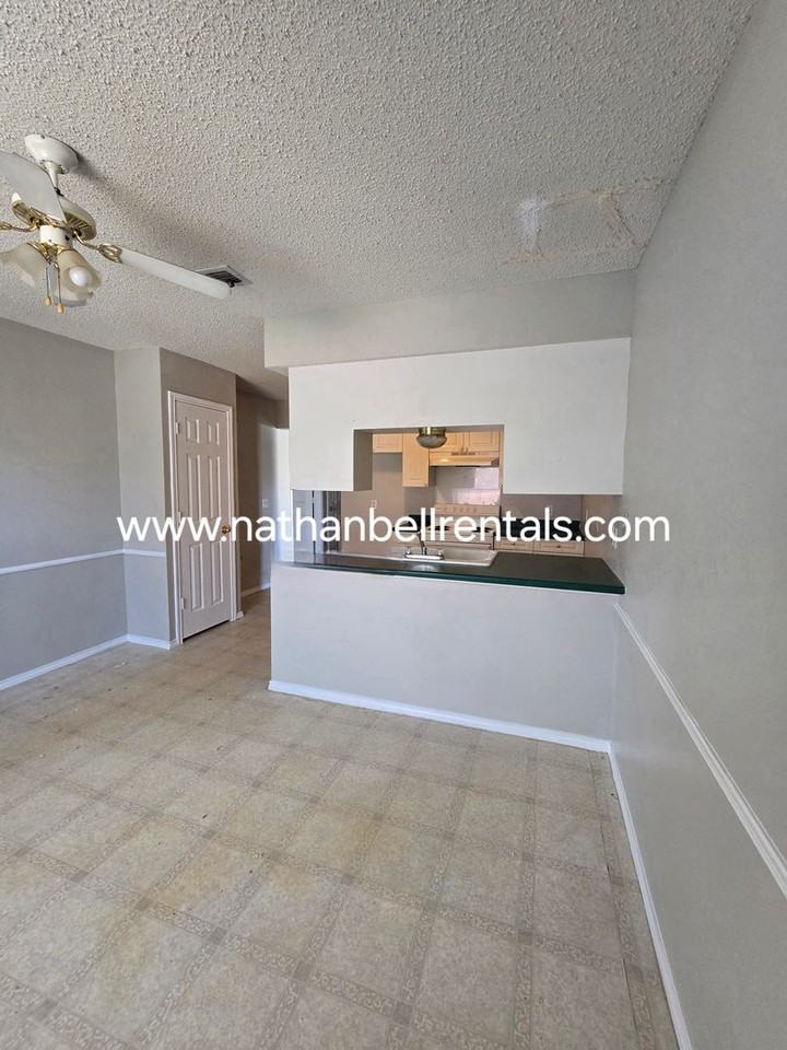 2550 Briarwood Dr - Photo 7 of 13