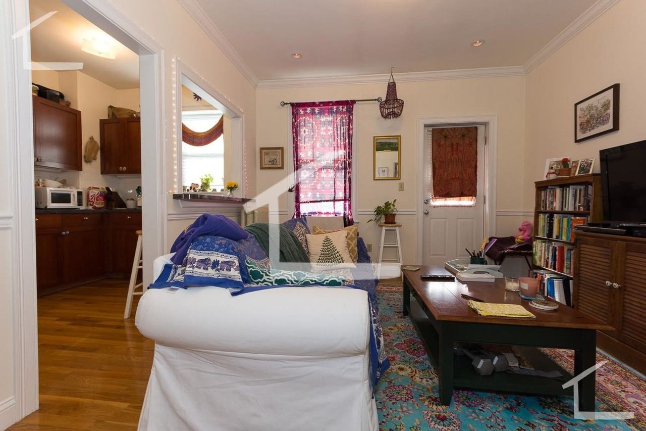 12 Park Vale Avenue - Photo 4 of 8