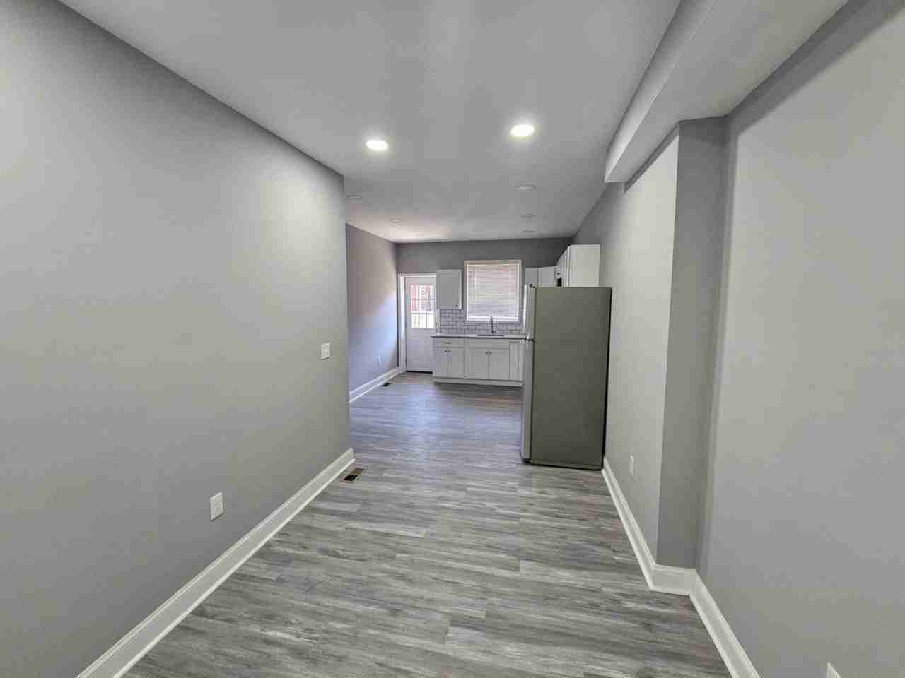 1345 Herkimer St - Photo 5 of 18
