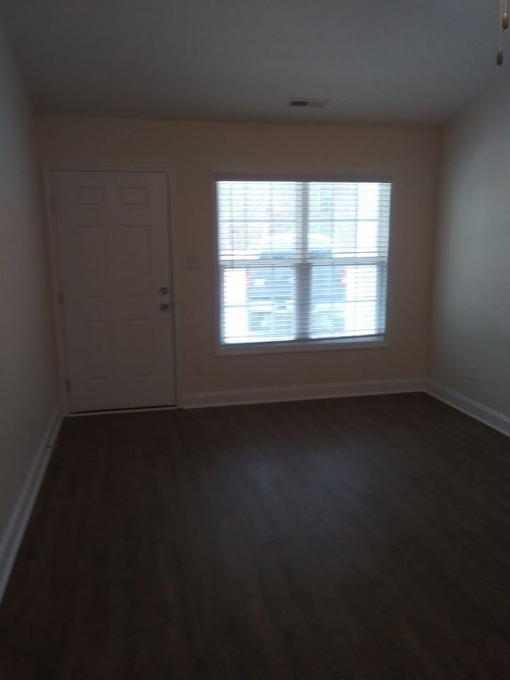 423 Belgrade Swansboro Rd - Photo 3 of 7