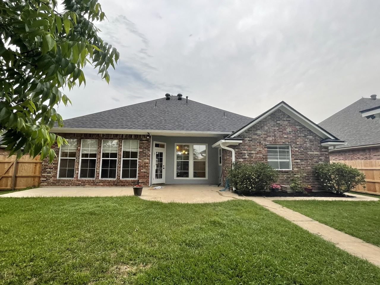 1004 Cressmont St #NA - Photo 2 of 17