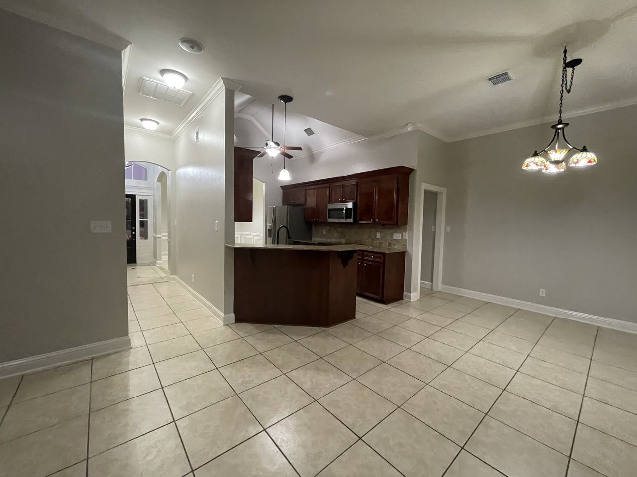 1004 Cressmont St #NA - Photo 3 of 17