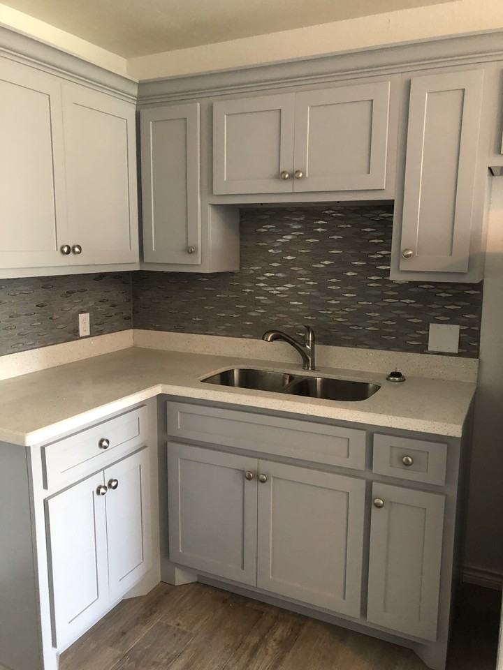 1206 N Main St #REAR - Photo 2 of 7