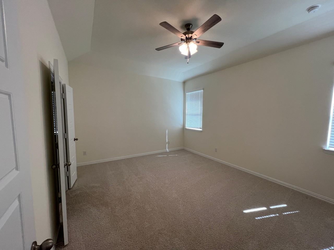 3409 Riverlawn Dr #NA - Photo 7 of 17