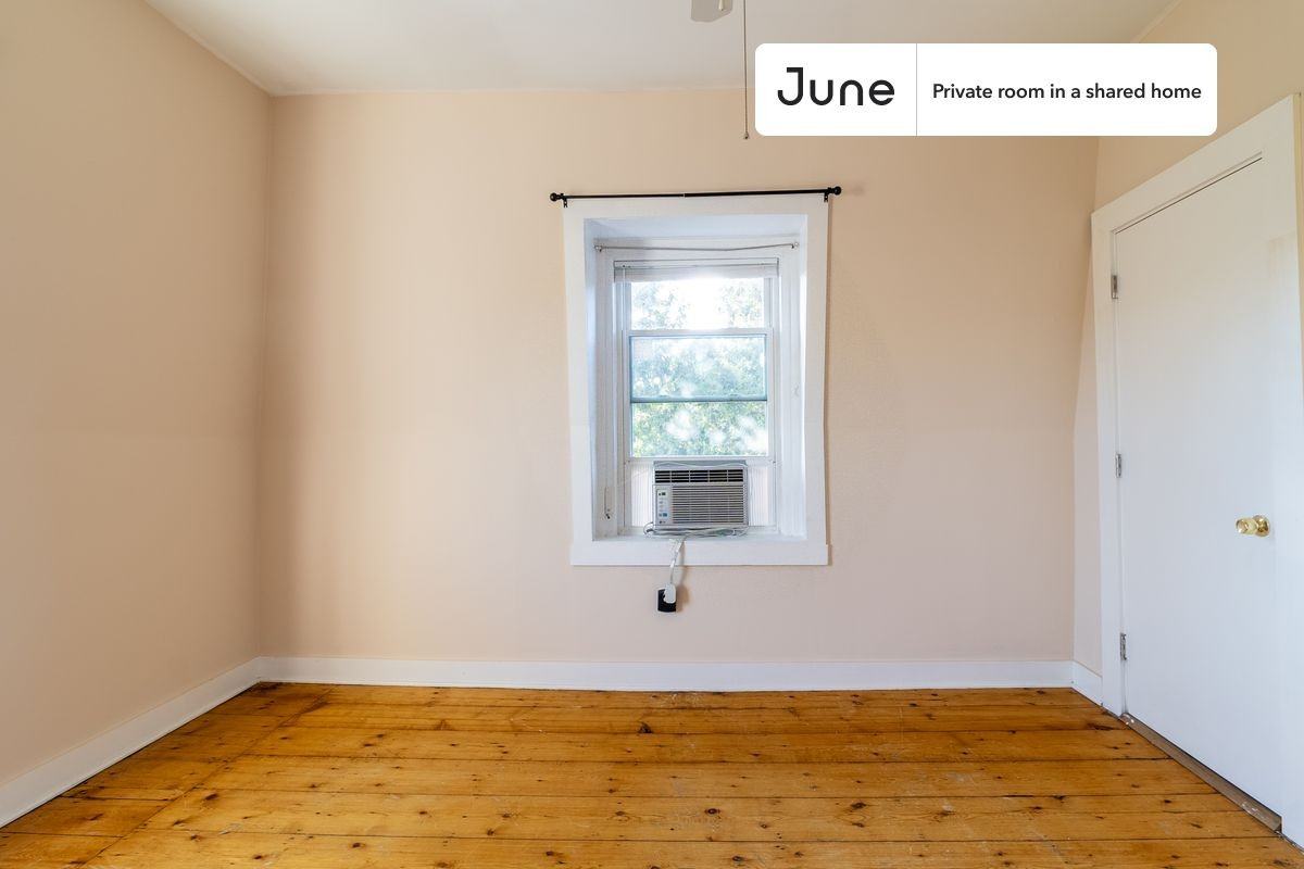 290 Lincoln St #A - Photo 6 of 18