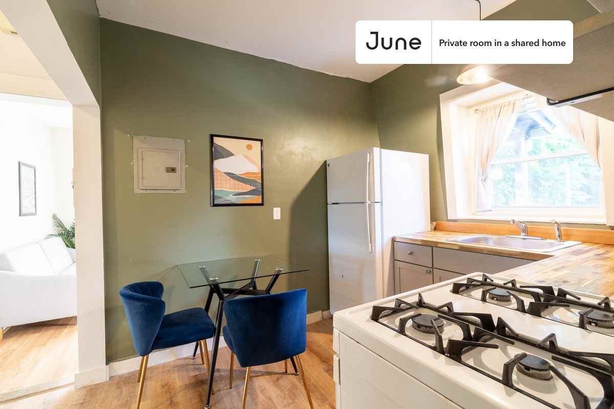 290 Lincoln St #A - Photo 7 of 13