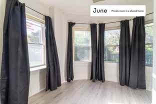 923 Beacon St #D - Photo 1 of 1