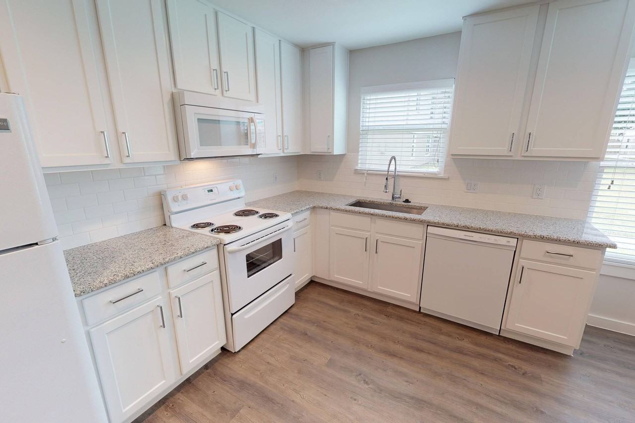 Treemont Apartments - Photo 7 of 42