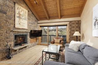 810 N Ridge Ln #4 - Photo 1 of 1