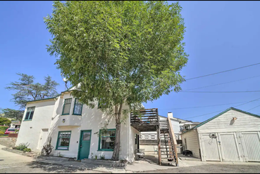 621 N Mill St - Photo 3 of 20