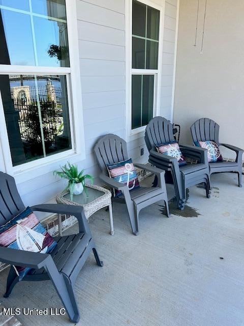 3004 Dock St - Photo 3 of 37