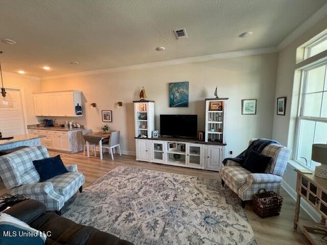 3004 Dock St - Photo 7 of 37