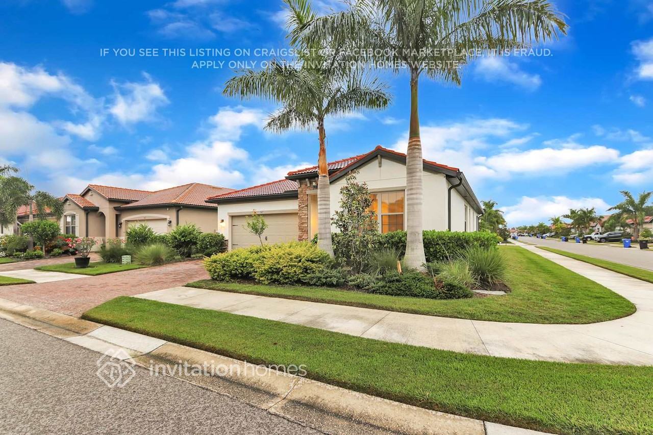 367 Toscavilla Blvd - Photo 3 of 23