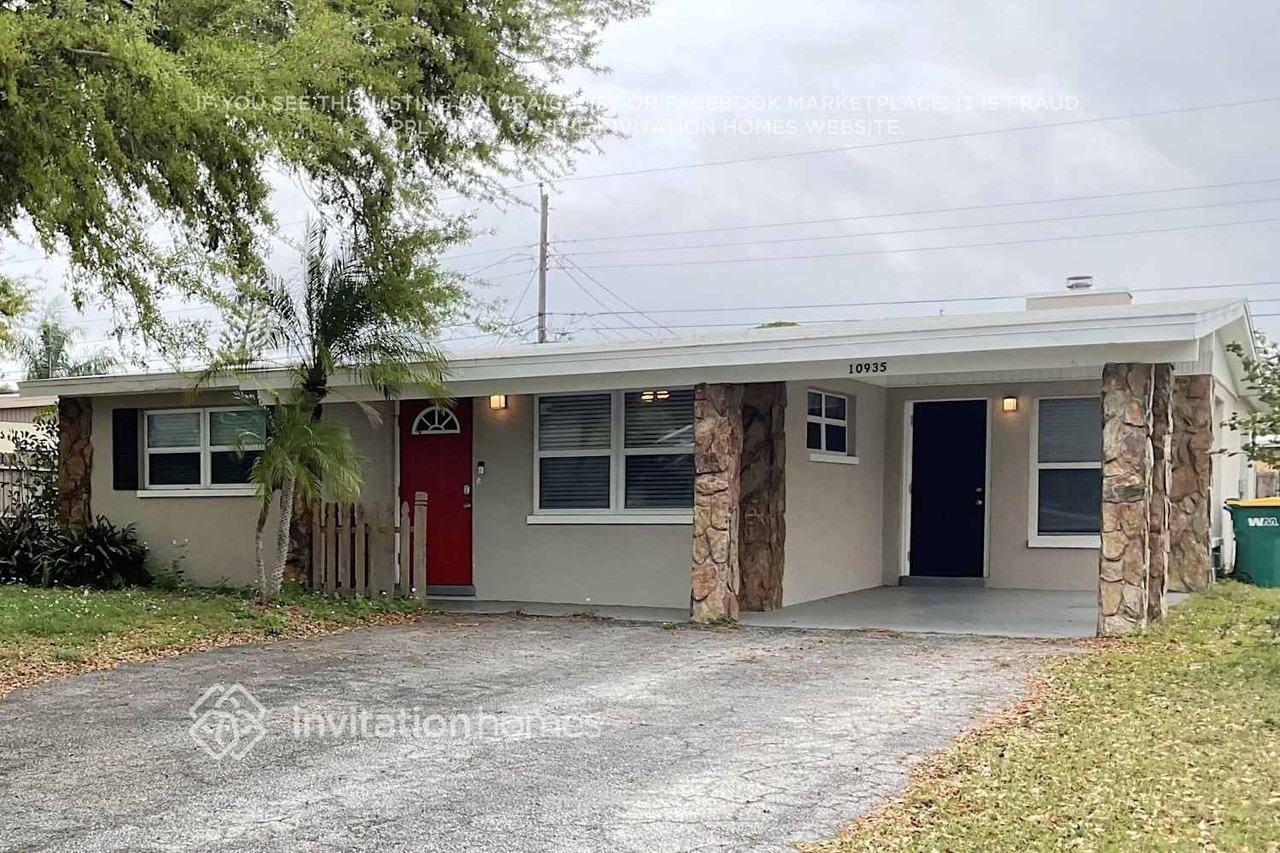 10935 109th Way - Photo 2 of 19