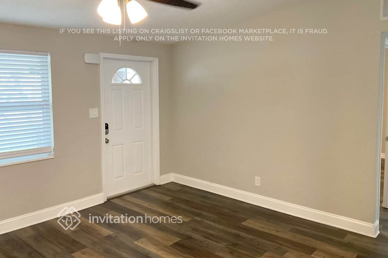 10935 109th Way - Photo 4 of 19